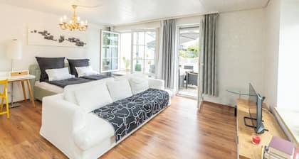 15 Minuten vom Frankfurt Station Entfernt. Geräumiges Haus mit 4 Schlafzimmer