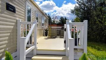 Cabin | Property grounds