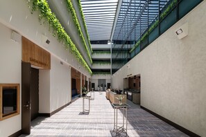 Restaurant - Crowne Plaza Adelaide Mawson Lakes by IHG (Mawson Lakes)