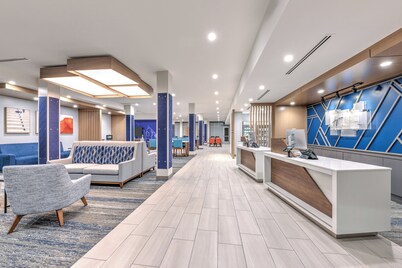 Holiday Inn Express & Suites Austin Airport East by IHG