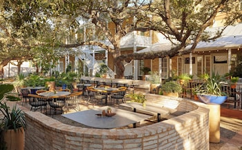 Breakfast, lunch and dinner served at Kimpton Santo San Antonio - Riverwalk by IHG