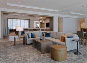 Lobby - Drury Inn & Suites Destin Miramar Beach (Miramar Beach)