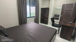 1 quarto, Wi-Fi de cortesia, roupa de cama