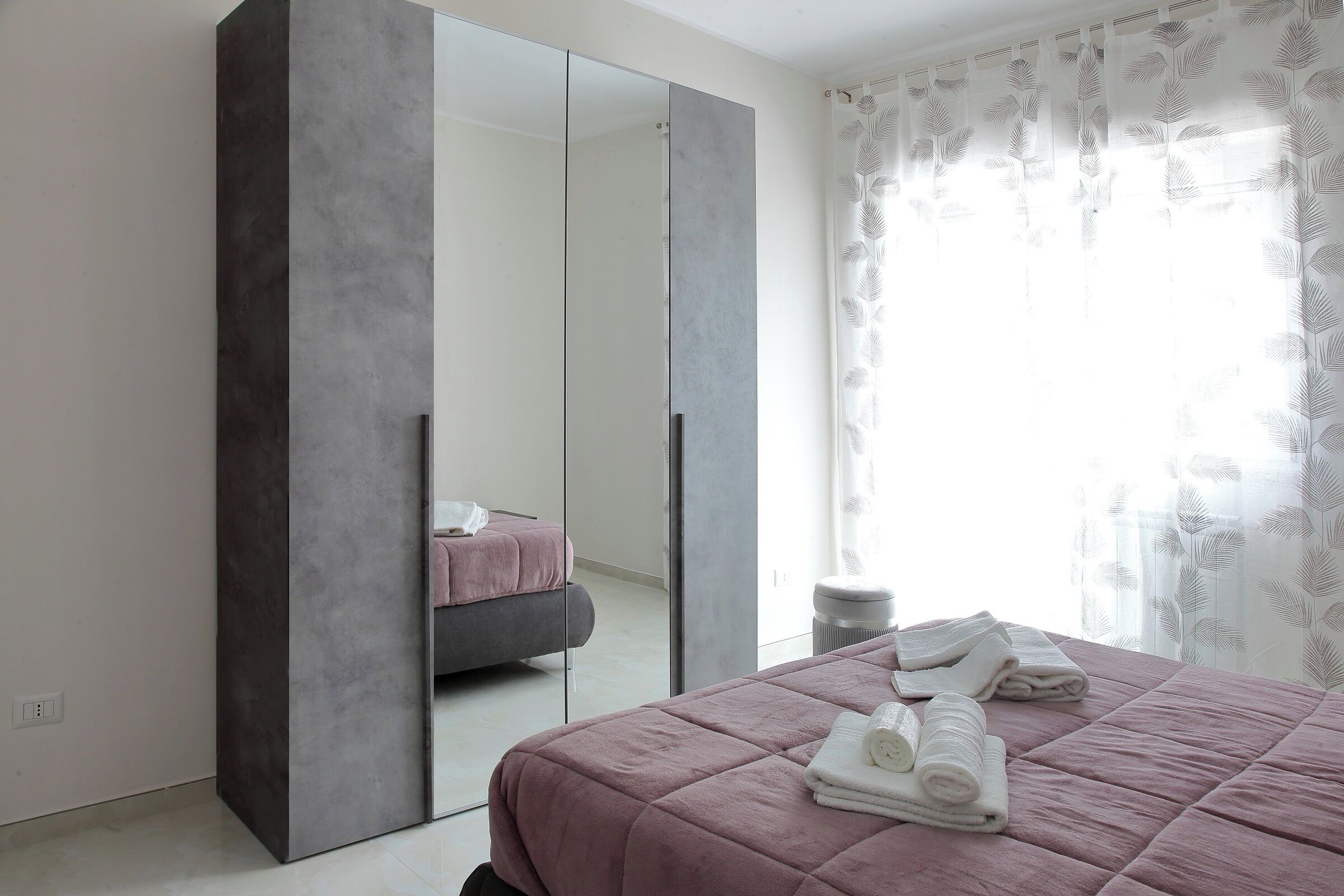 3 soverom, strykejern/-brett, reiseseng for barn og wi-fi (inkludert)