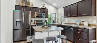 Southwestern Nampa Bunk House, Osbourne Park