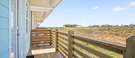 House, Multiple Beds, Pool Access, Pool View | Property grounds