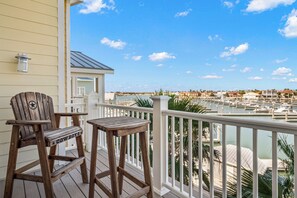 Property grounds - Mayday Vacay - Roof Top Hot Tub! Water Views! (Port Aransas)