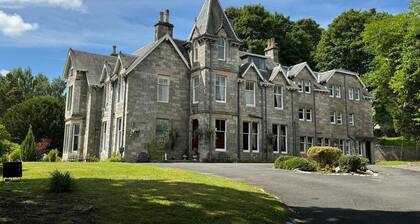 Wellwood Manor Guest House