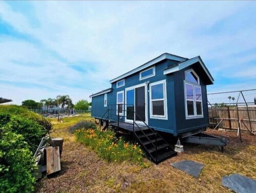 Modern Tiny Home Near Sequoia National Park