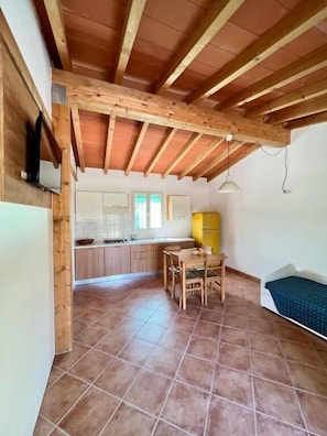 Suite, Park View | Living area | 27-inch flat-screen TV with satellite channels - Casa Campanella Resort  (Capoliveri)