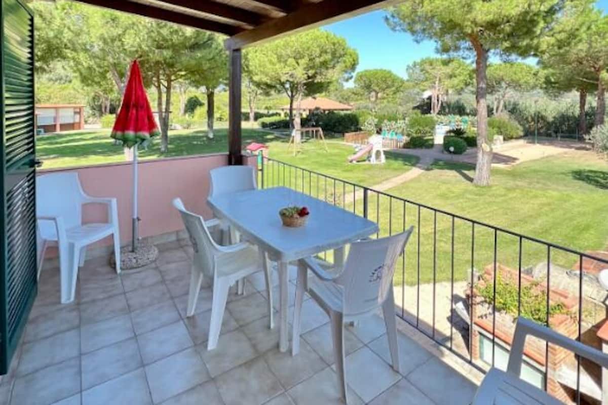 Deluxe Apartment, Balcony, Garden View | Terrace/patio