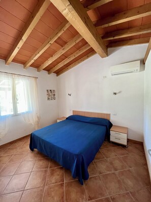 Free cribs/infant beds, free WiFi, bed sheets, wheelchair access - Casa Campanella Resort  (Capoliveri)