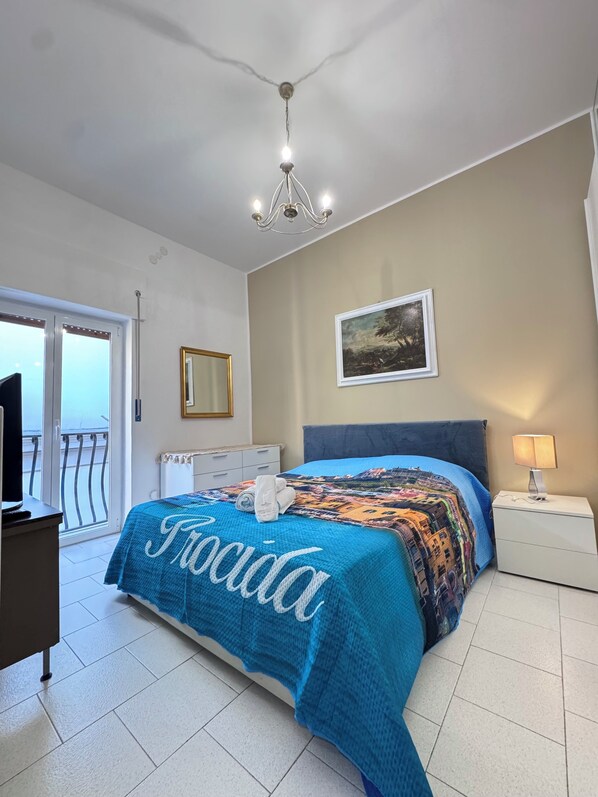 2 bedrooms, iron/ironing board, travel crib, free WiFi