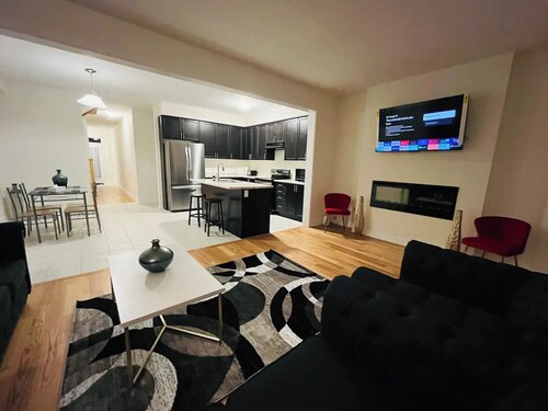 Spacious & Modern 4 BR House