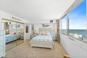 2 soverom, strykejern/-brett, wi-fi og sengetøy