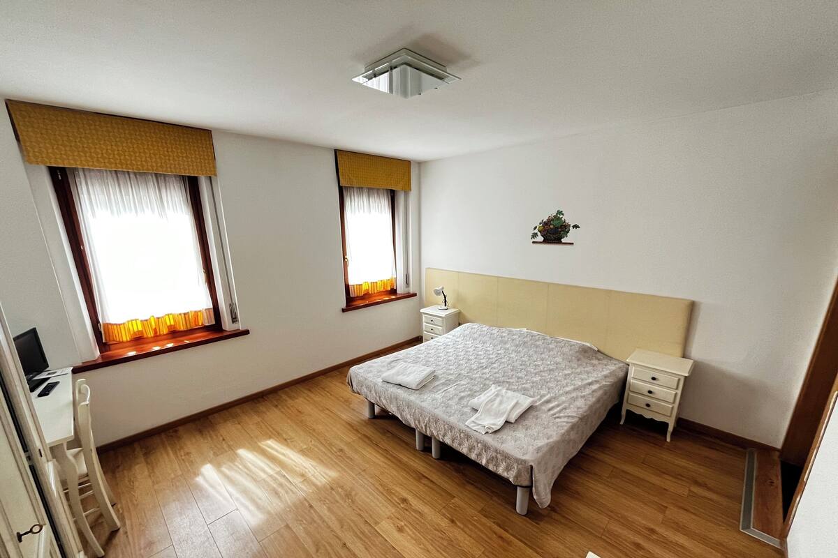 Room, 1 Katil Kelamin (Double), Non Smoking | Wi-fi percuma, cadar katil 