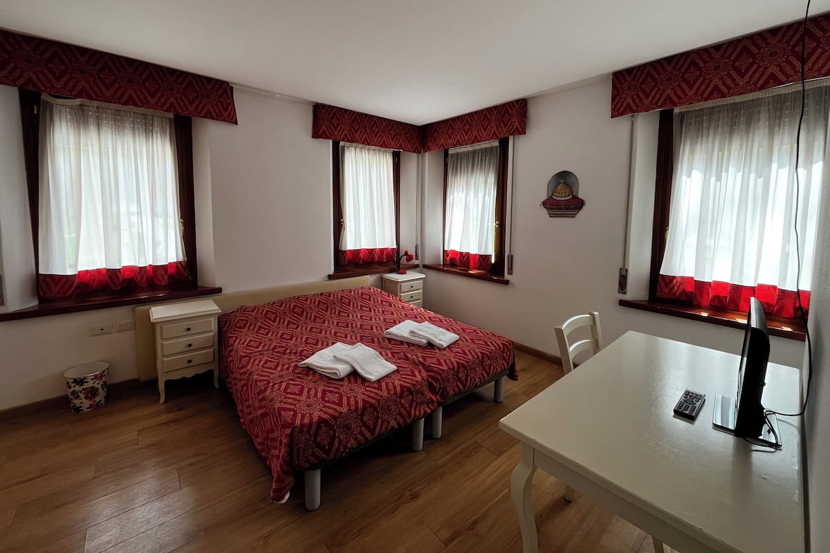 Room, 1 Katil Kelamin (Double), Non Smoking | Wi-fi percuma, cadar katil 