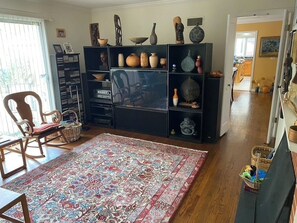 Interior - 4BR, 3BA Evanston IL home, great location, super kitchen, Jan-May 2025 monthly. (Evanston)