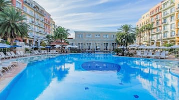 Apartamento básico | Piscina | Piscina interna, piscina externa