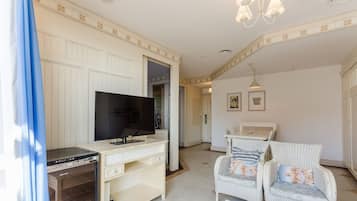 Basic Apartment | Interior