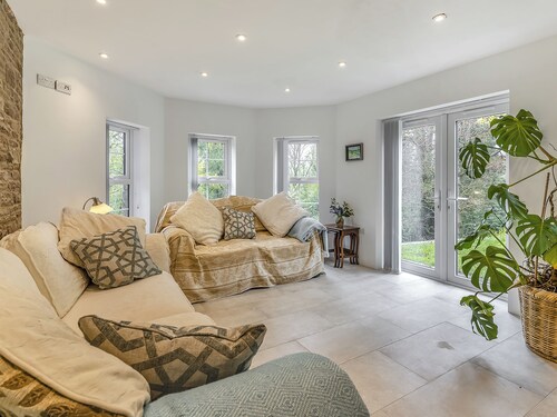 1 bedroom accommodation in Pandy, near Abergavenny