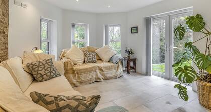 1 bedroom accommodation in Pandy, near Abergavenny