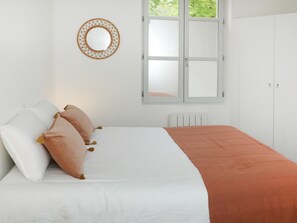 2 chambres, accès Internet, draps fournis