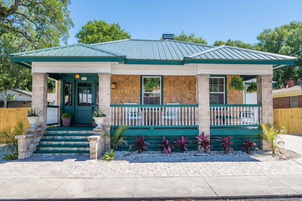 19th-Century curb appeal on the most historical road in Lincolnville!