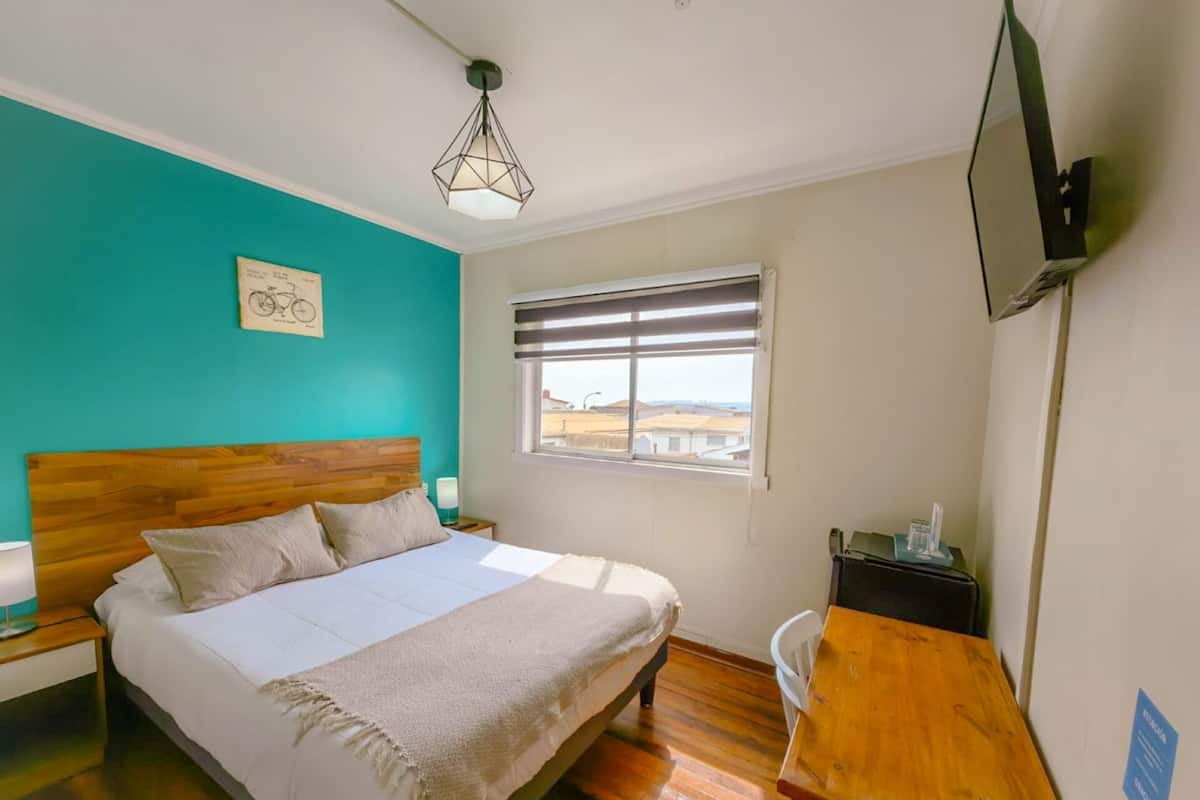 Standard Room, City View | Front of property