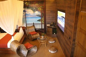Chalet Deluxe, balcón, vista al jardín | Insonorización y ropa de cama 