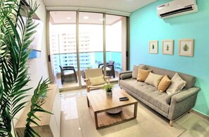 Smart TV - Samaria Club de Playa,  Exclusive Apartment in Pozos Colorados. (Santa Marta)