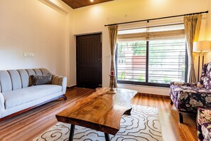 Villa, 3 Bedrooms, Smoking, Balcony | Living room - Rahta Villa - An Elegant 3BR Villa With BBQ Terrace (Dehradun)