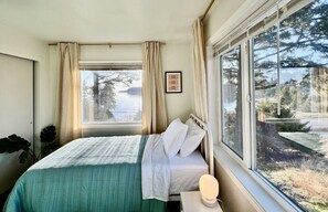 3 habitaciones, escritorio, tabla de planchar con plancha y wifi gratis 