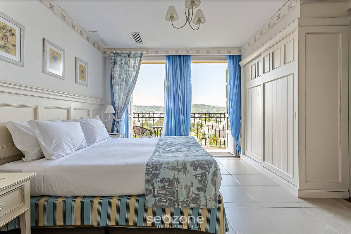 1 bedroom, in-room safe, free WiFi, bed sheets