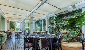 Dining - Coberturas sofisticadas no IL Campanario Resort ILCTOPM (Florianópolis)