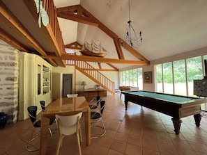 Spielezimmer