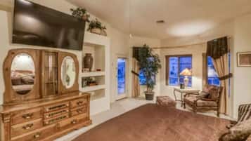 4 chambres, bureau, accès au Wi-Fi (inclus), literie fournie