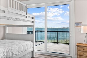 4 chambres, lit parapluie, Wi-Fi gratuit, draps fournis