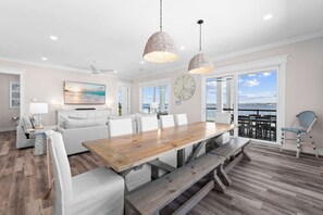 Interior - NEW LUXURY HOUSE, BEACH & POOL, 2 MAIN KING SUITES, SLEEPS 14, WEDDING VENUE DESTINATION (Navarre)