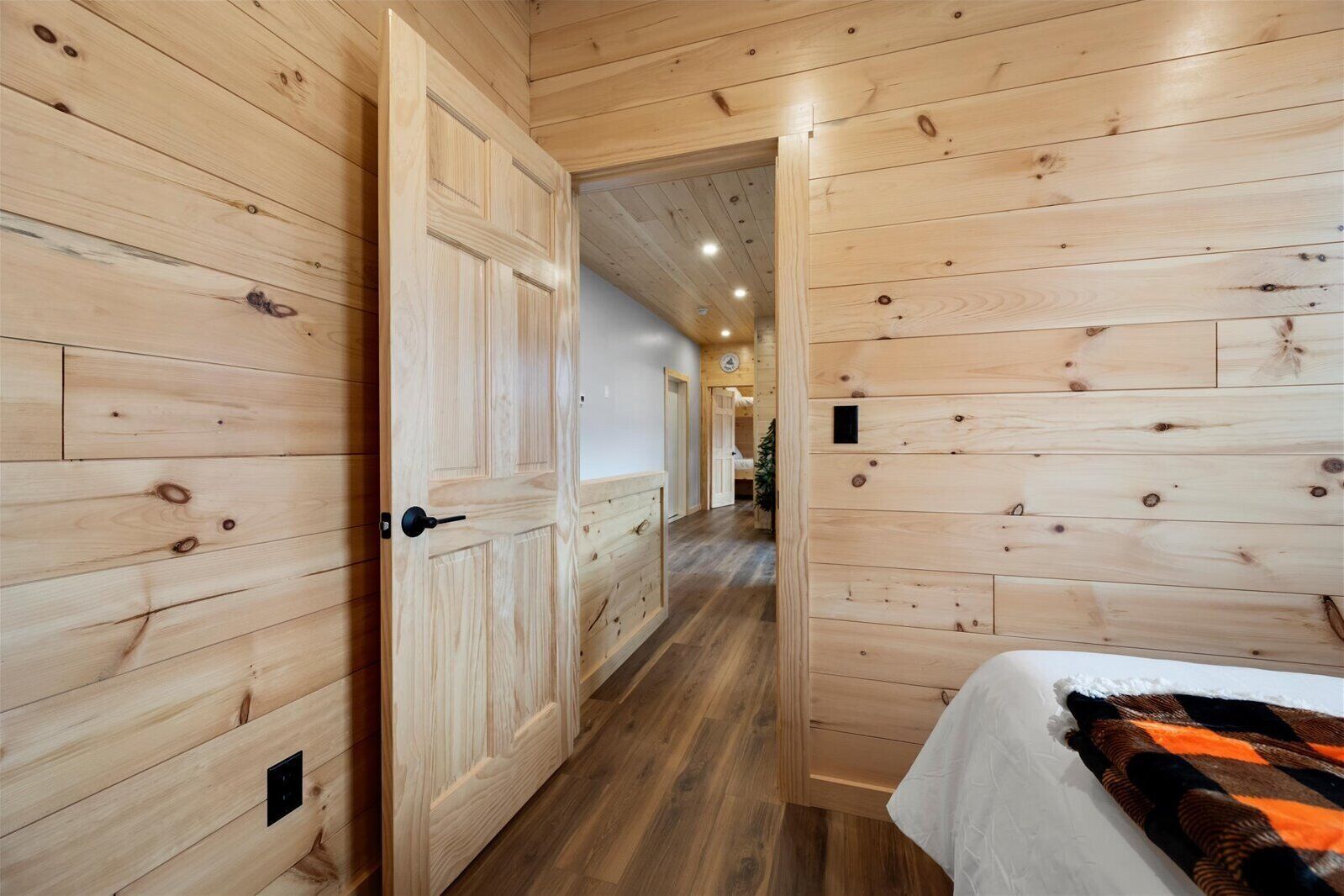 2 chambres, Wi-Fi gratuit, draps fournis