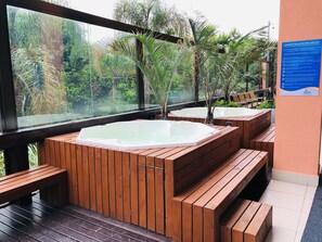 Appartement | Bain à remous extérieur