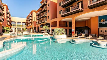 Piscina externa
