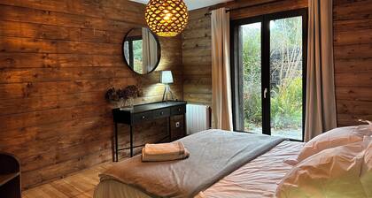 Maison de campagne exposée sud, à 5mm de la mer, idéal pour les familles.