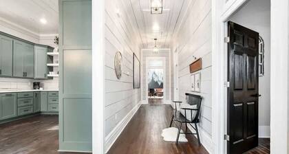 Robinhood Lodge, Modern Family Getaway