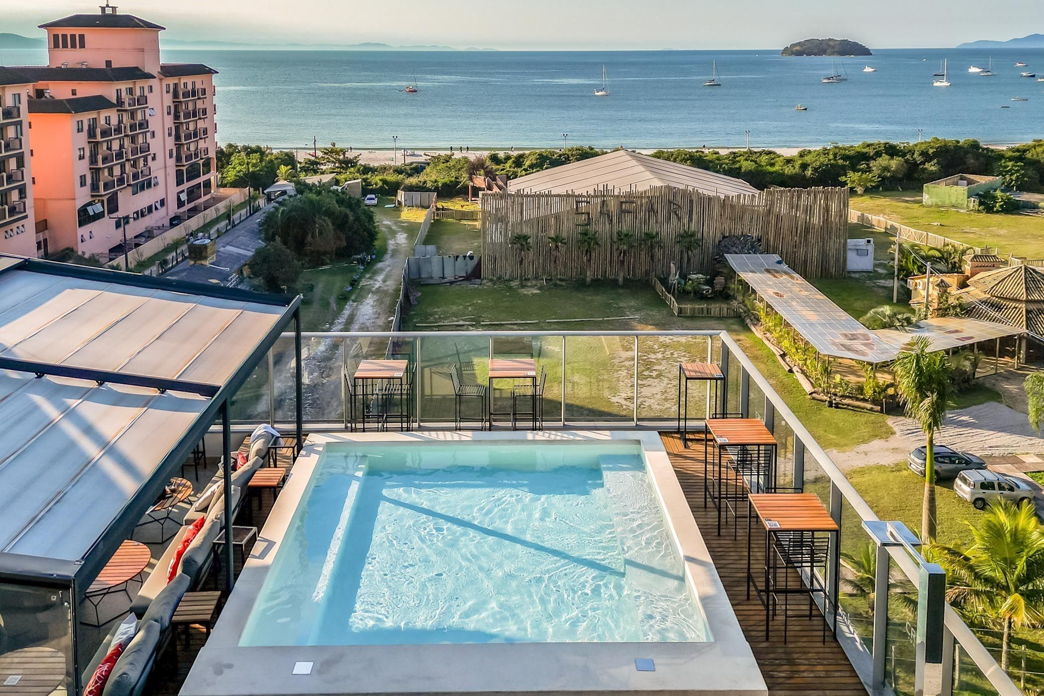 Apartment | Pool | Outdoor pool