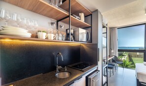 Studio | Cuisine privée | Mini réfrigérateur, micro-ondes, cafetière/bouilloire