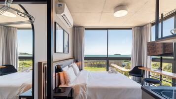 Basic Studio | Seterika/papan seterika, Wi-fi percuma, cadar katil