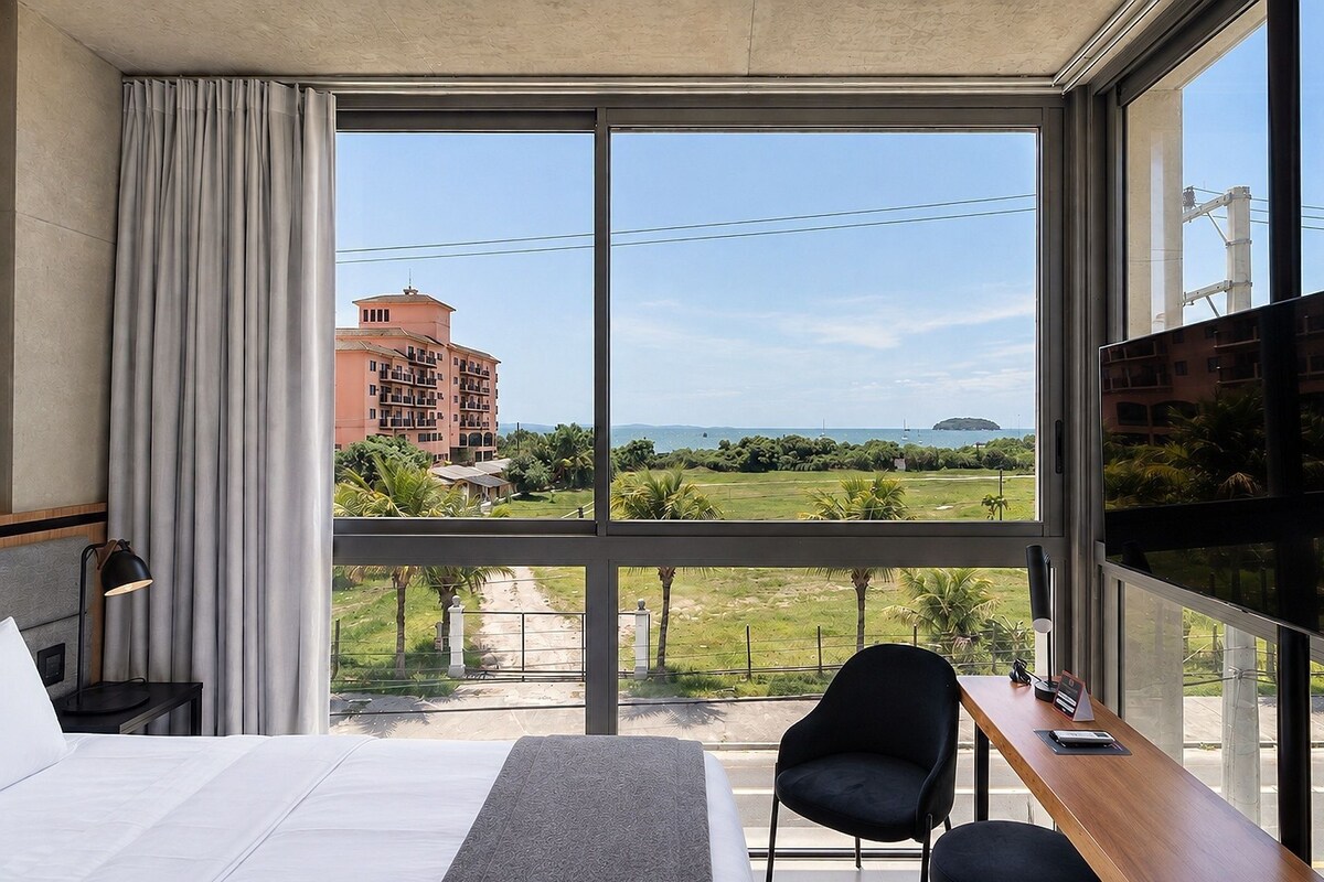 Apartment | Iron/ironing board, free WiFi, bed sheets