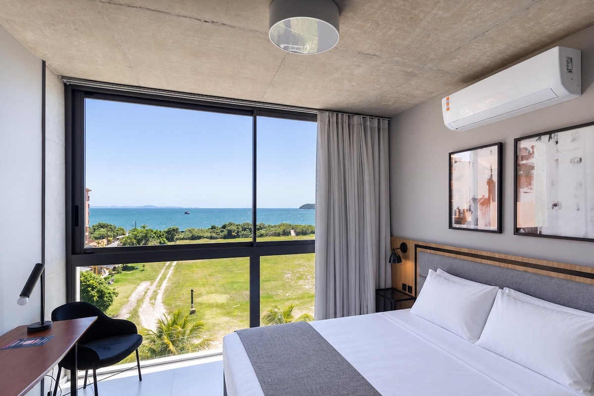 Apartment | Iron/ironing board, WiFi (free), bed sheets