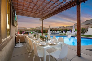 Outdoor dining